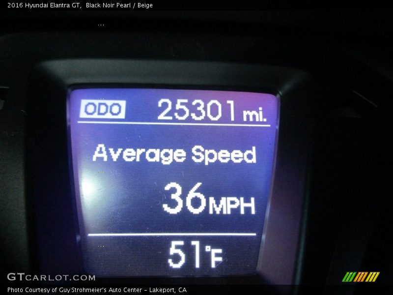 Black Noir Pearl / Beige 2016 Hyundai Elantra GT