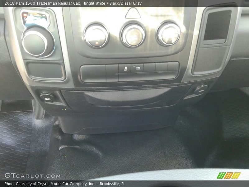 Bright White / Black/Diesel Gray 2018 Ram 1500 Tradesman Regular Cab