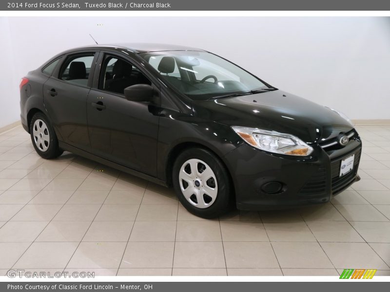 Tuxedo Black / Charcoal Black 2014 Ford Focus S Sedan