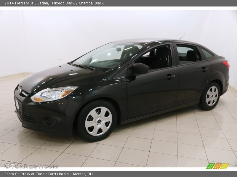 Tuxedo Black / Charcoal Black 2014 Ford Focus S Sedan