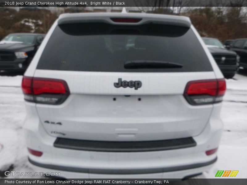 Bright White / Black 2018 Jeep Grand Cherokee High Altitude 4x4