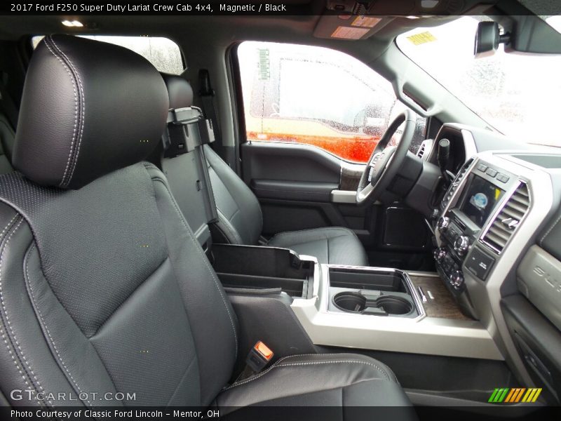 Magnetic / Black 2017 Ford F250 Super Duty Lariat Crew Cab 4x4