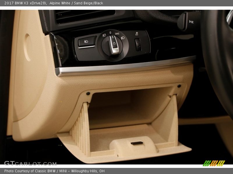 Alpine White / Sand Beige/Black 2017 BMW X3 xDrive28i