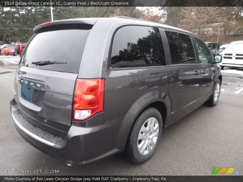 Granite Pearl / Black/Light Graystone 2018 Dodge Grand Caravan SE
