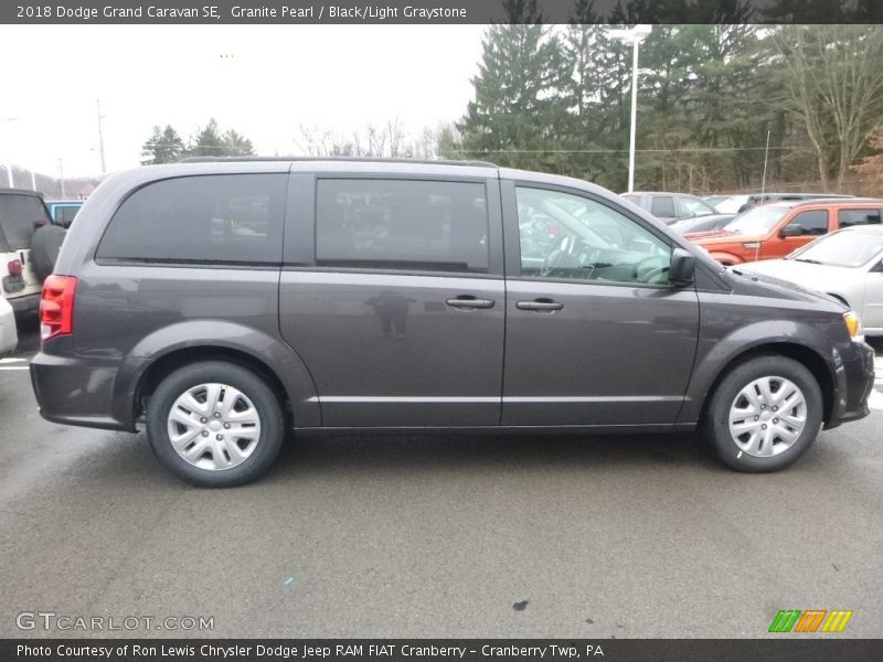 Granite Pearl / Black/Light Graystone 2018 Dodge Grand Caravan SE