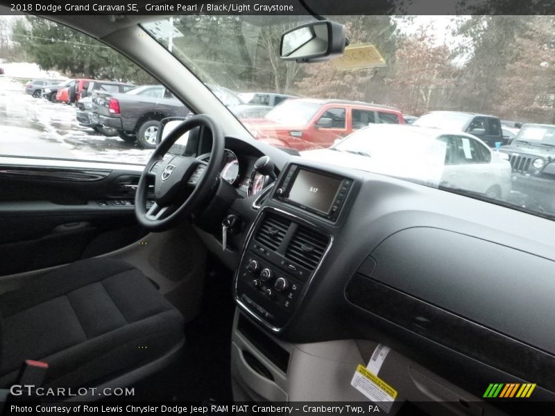 Granite Pearl / Black/Light Graystone 2018 Dodge Grand Caravan SE