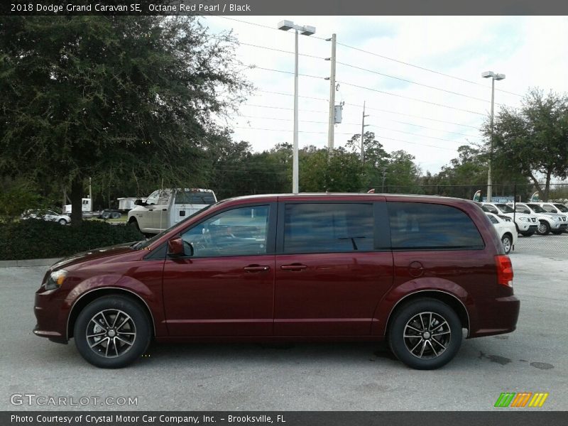 Octane Red Pearl / Black 2018 Dodge Grand Caravan SE