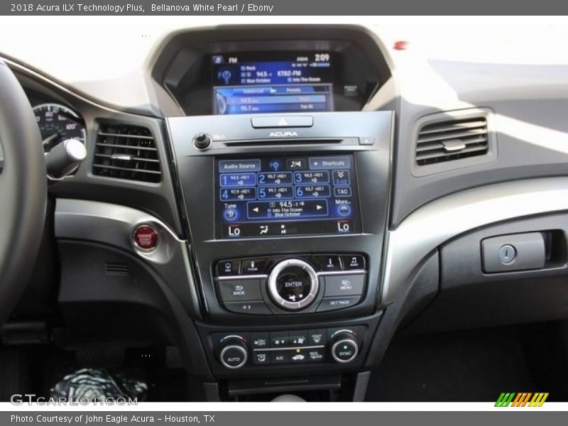 Controls of 2018 ILX Technology Plus