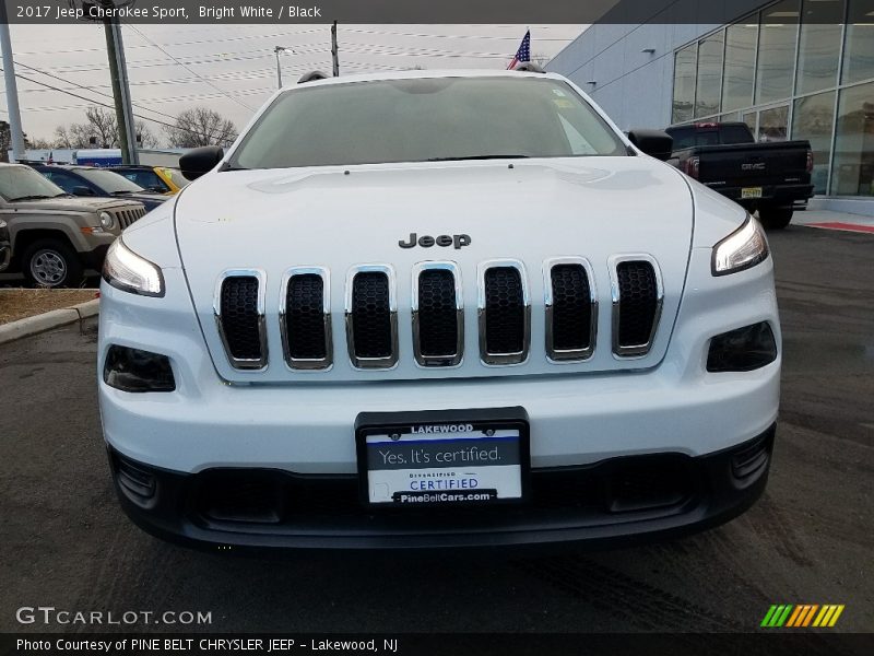 Bright White / Black 2017 Jeep Cherokee Sport