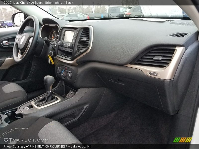 Bright White / Black 2017 Jeep Cherokee Sport