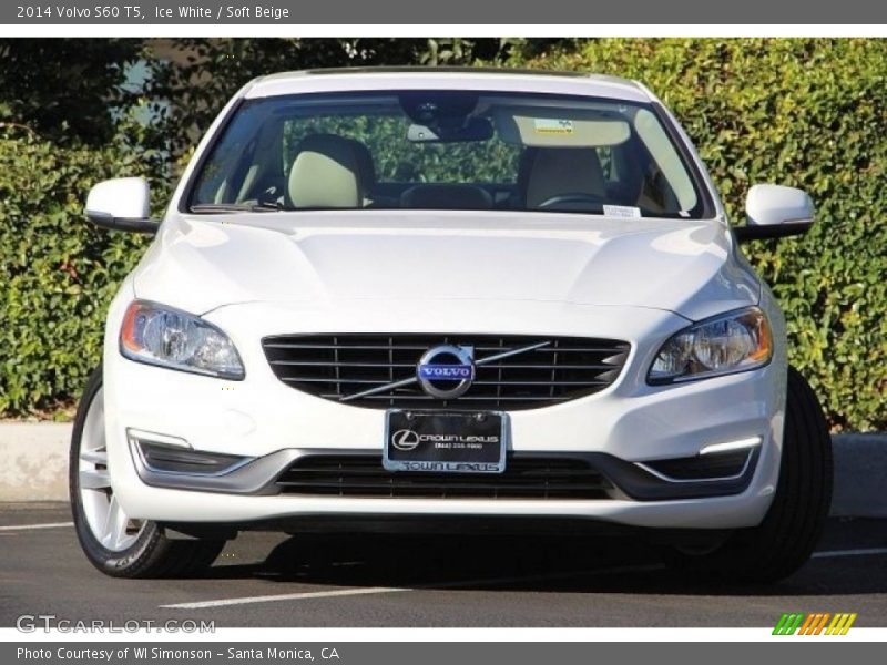 Ice White / Soft Beige 2014 Volvo S60 T5