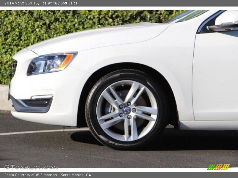 Ice White / Soft Beige 2014 Volvo S60 T5