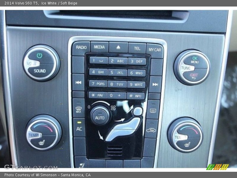Ice White / Soft Beige 2014 Volvo S60 T5