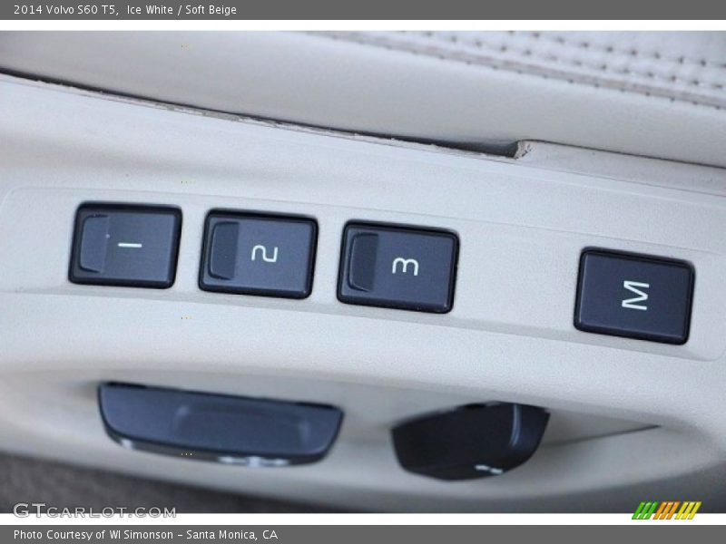 Ice White / Soft Beige 2014 Volvo S60 T5