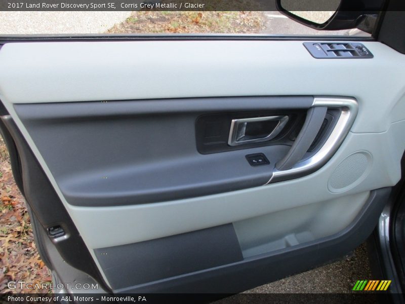 Corris Grey Metallic / Glacier 2017 Land Rover Discovery Sport SE