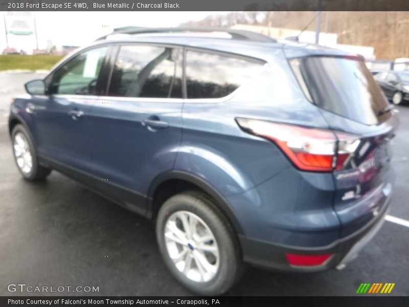 Blue Metallic / Charcoal Black 2018 Ford Escape SE 4WD