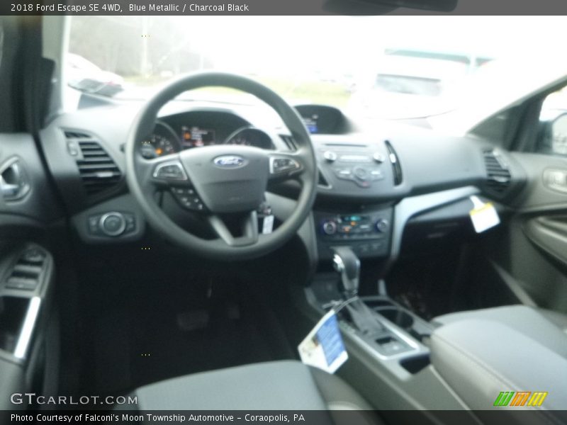 Blue Metallic / Charcoal Black 2018 Ford Escape SE 4WD