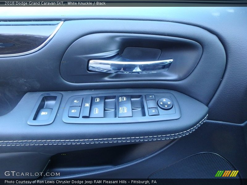 White Knuckle / Black 2018 Dodge Grand Caravan SXT
