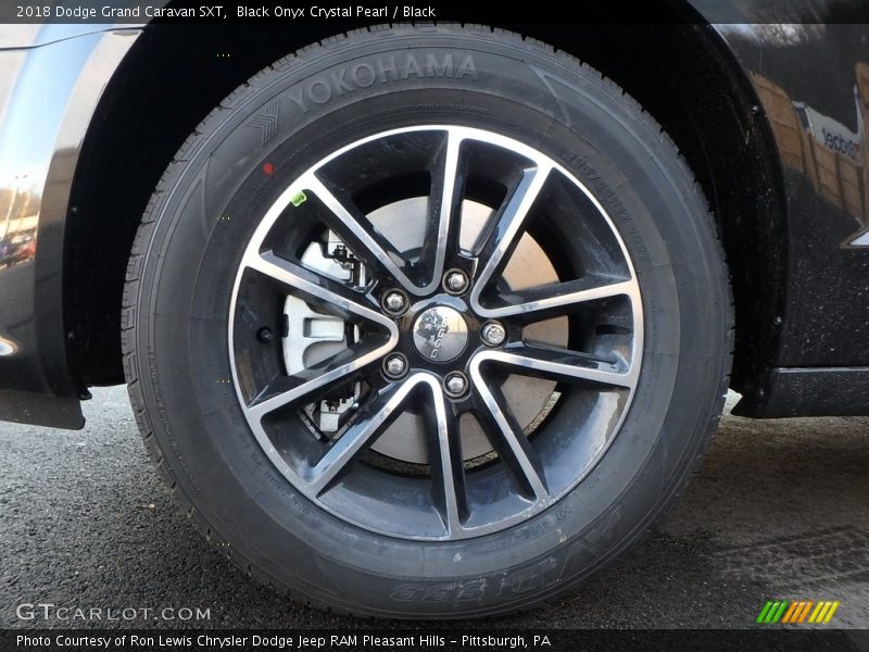 Black Onyx Crystal Pearl / Black 2018 Dodge Grand Caravan SXT