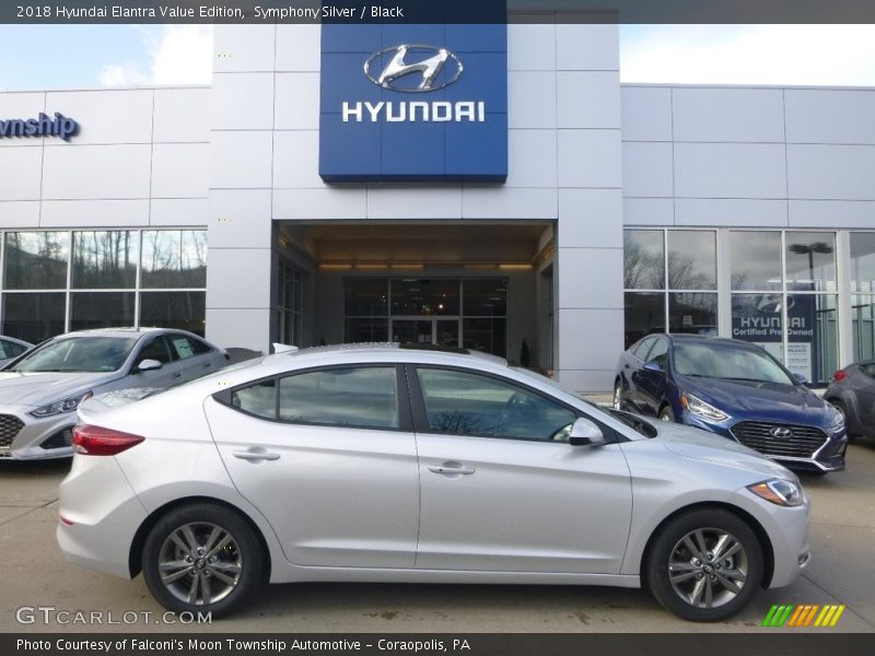 Symphony Silver / Black 2018 Hyundai Elantra Value Edition