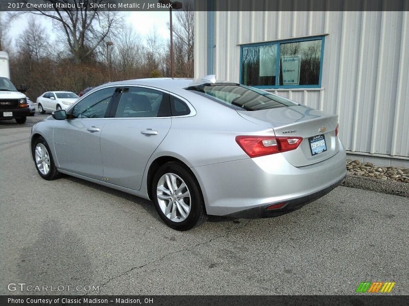 Silver Ice Metallic / Jet Black 2017 Chevrolet Malibu LT