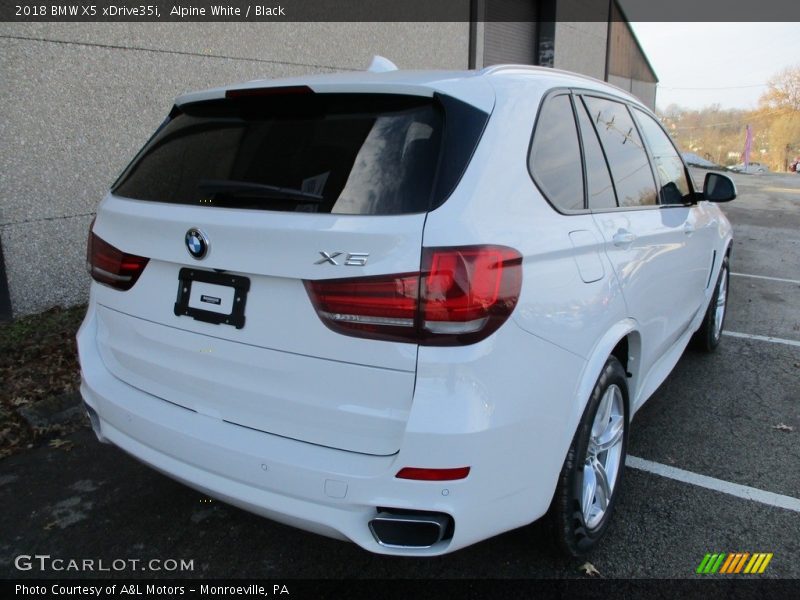 Alpine White / Black 2018 BMW X5 xDrive35i