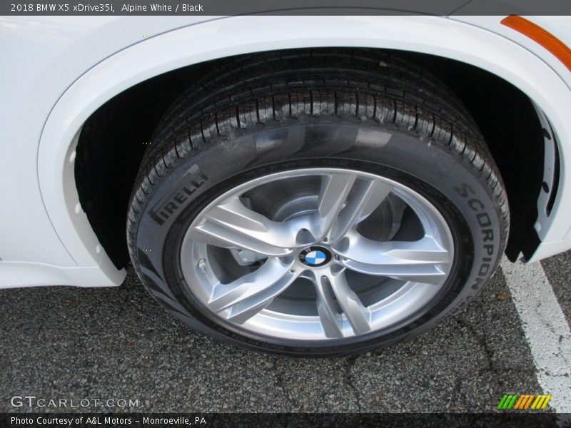 Alpine White / Black 2018 BMW X5 xDrive35i