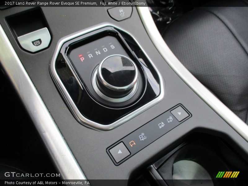 Fuji White / Ebony/Ebony 2017 Land Rover Range Rover Evoque SE Premium