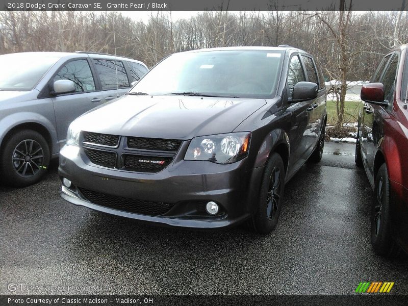 Granite Pearl / Black 2018 Dodge Grand Caravan SE
