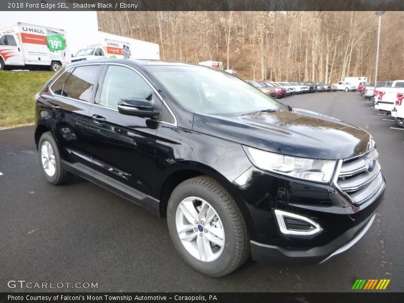 Front 3/4 View of 2018 Edge SEL