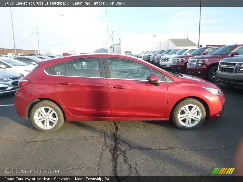 Cajun Red Tintcoat / Jet Black 2018 Chevrolet Cruze LT Hatchback