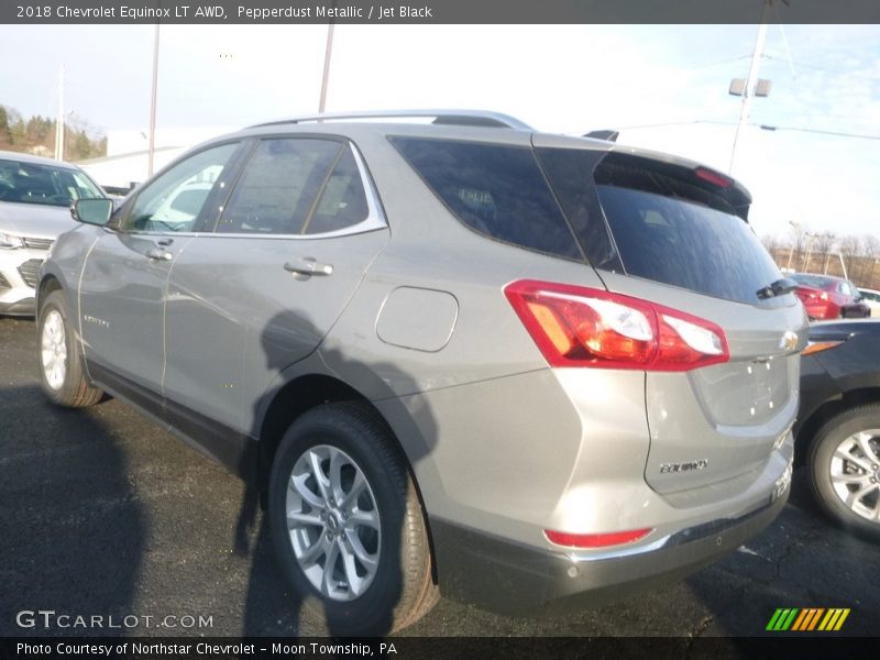 Pepperdust Metallic / Jet Black 2018 Chevrolet Equinox LT AWD