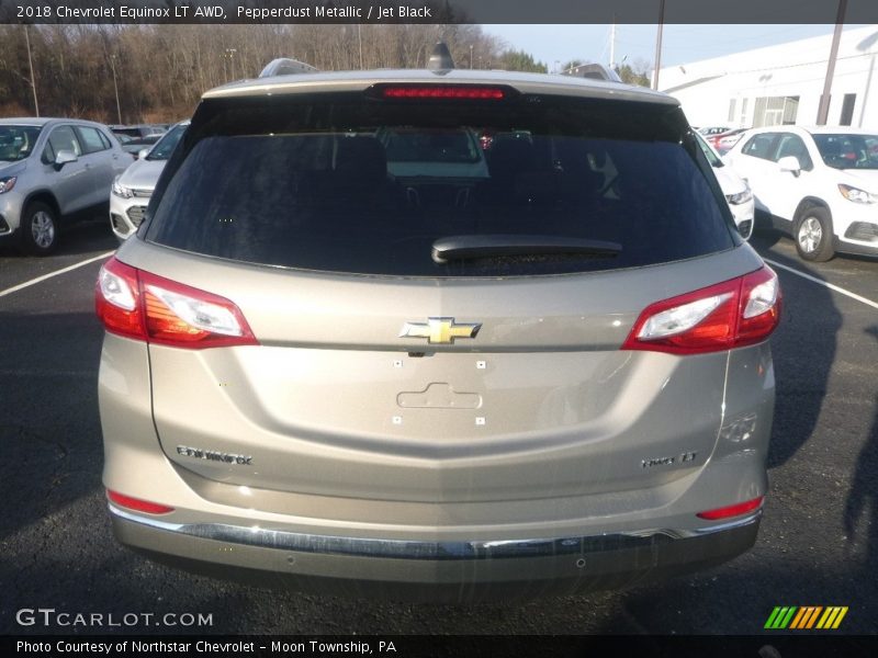 Pepperdust Metallic / Jet Black 2018 Chevrolet Equinox LT AWD