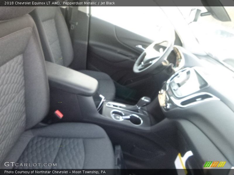 Pepperdust Metallic / Jet Black 2018 Chevrolet Equinox LT AWD