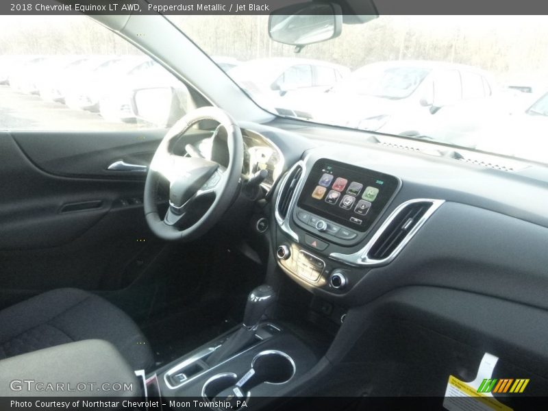 Pepperdust Metallic / Jet Black 2018 Chevrolet Equinox LT AWD