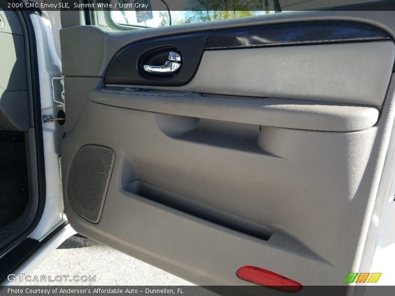 Summit White / Light Gray 2006 GMC Envoy SLE
