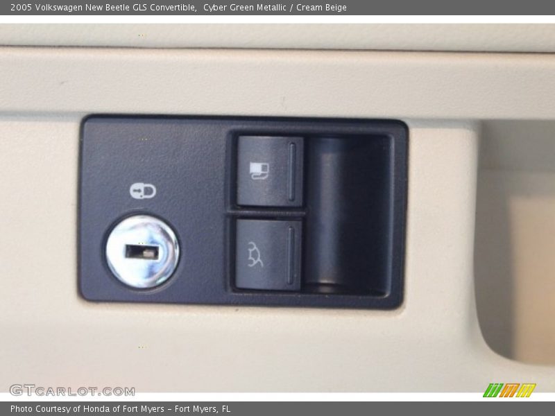 Cyber Green Metallic / Cream Beige 2005 Volkswagen New Beetle GLS Convertible