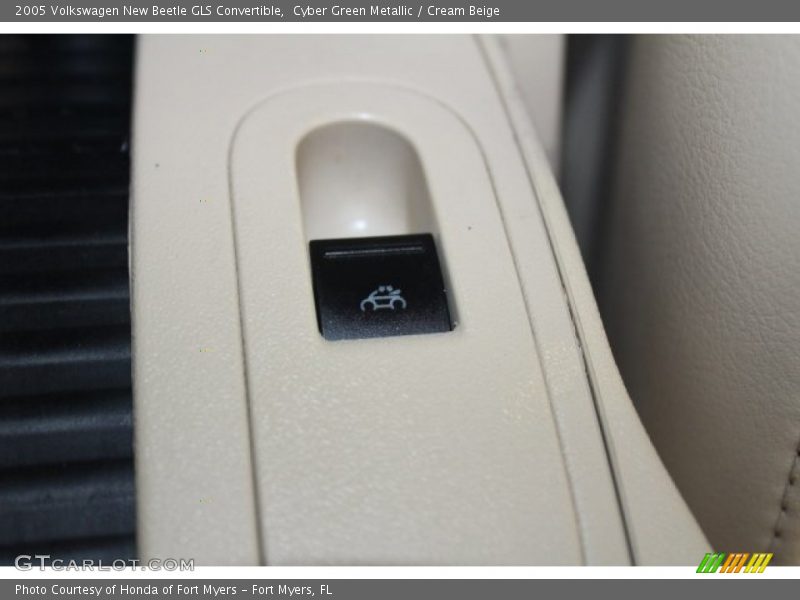 Cyber Green Metallic / Cream Beige 2005 Volkswagen New Beetle GLS Convertible