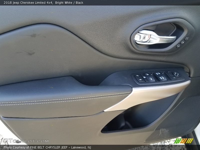 Bright White / Black 2018 Jeep Cherokee Limited 4x4