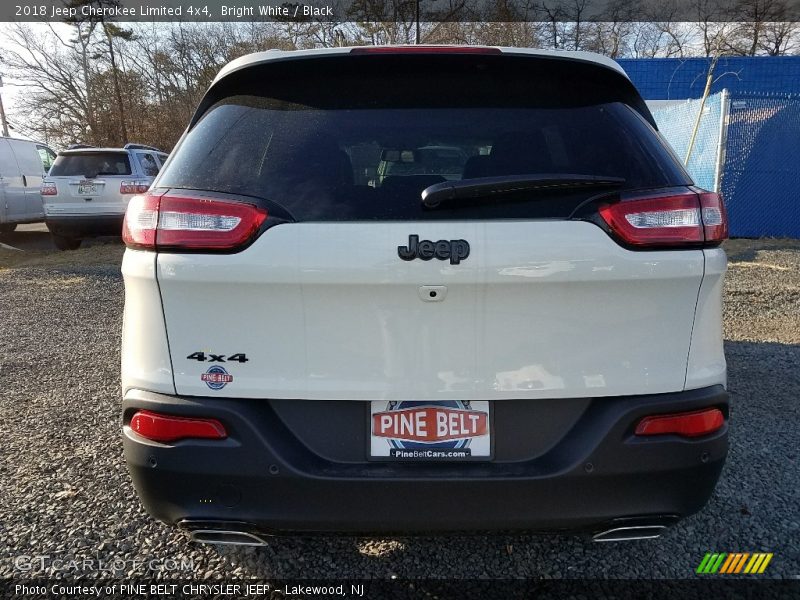 Bright White / Black 2018 Jeep Cherokee Limited 4x4