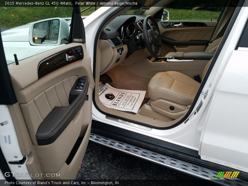 Polar White / Almond Beige/Mocha 2015 Mercedes-Benz GL 450 4Matic