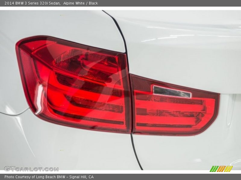 Alpine White / Black 2014 BMW 3 Series 320i Sedan