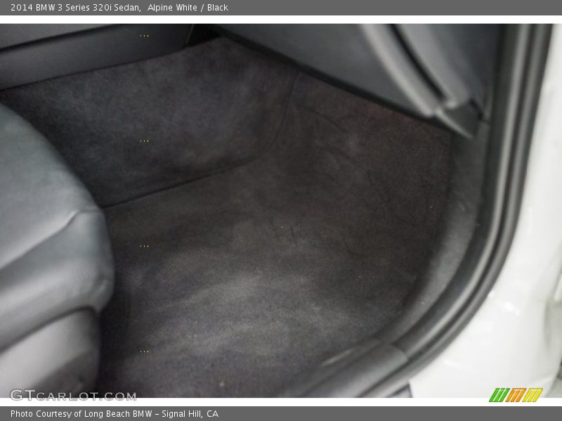 Alpine White / Black 2014 BMW 3 Series 320i Sedan