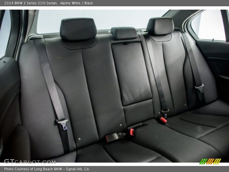 Alpine White / Black 2014 BMW 3 Series 320i Sedan