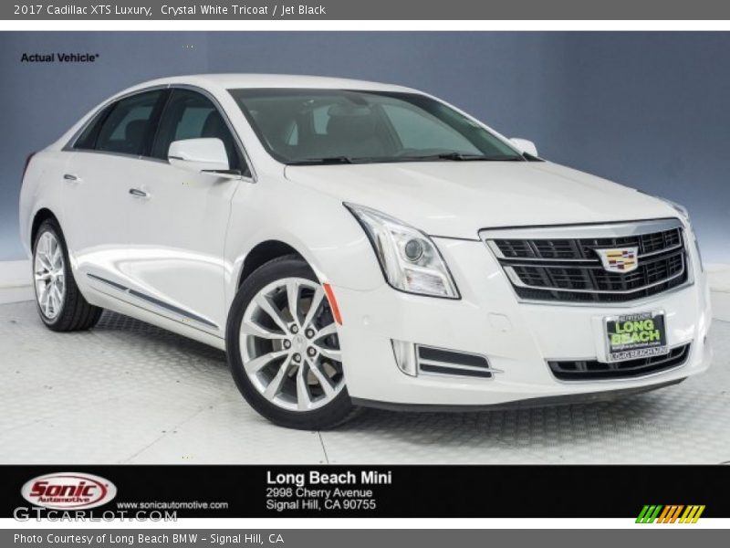 Crystal White Tricoat / Jet Black 2017 Cadillac XTS Luxury