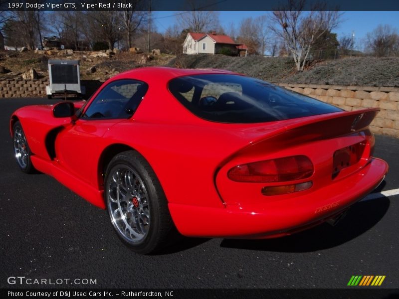 Viper Red / Black 1997 Dodge Viper GTS