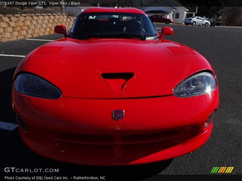 Viper Red / Black 1997 Dodge Viper GTS
