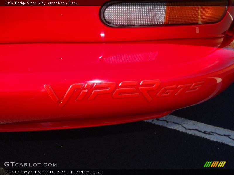 Viper Red / Black 1997 Dodge Viper GTS