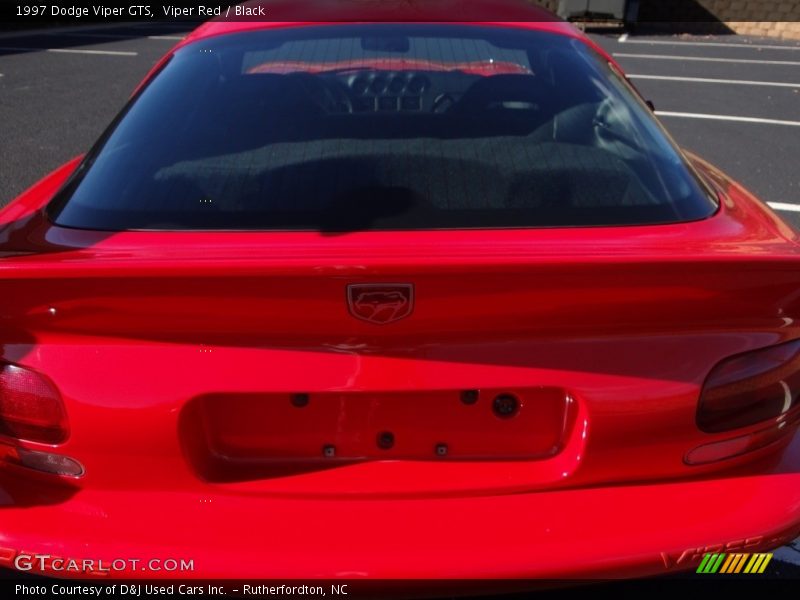 Viper Red / Black 1997 Dodge Viper GTS