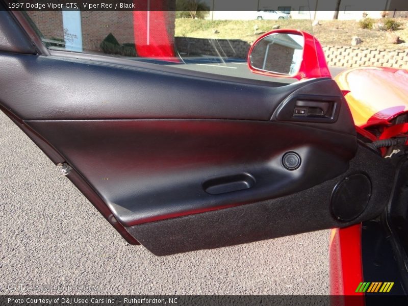 Viper Red / Black 1997 Dodge Viper GTS